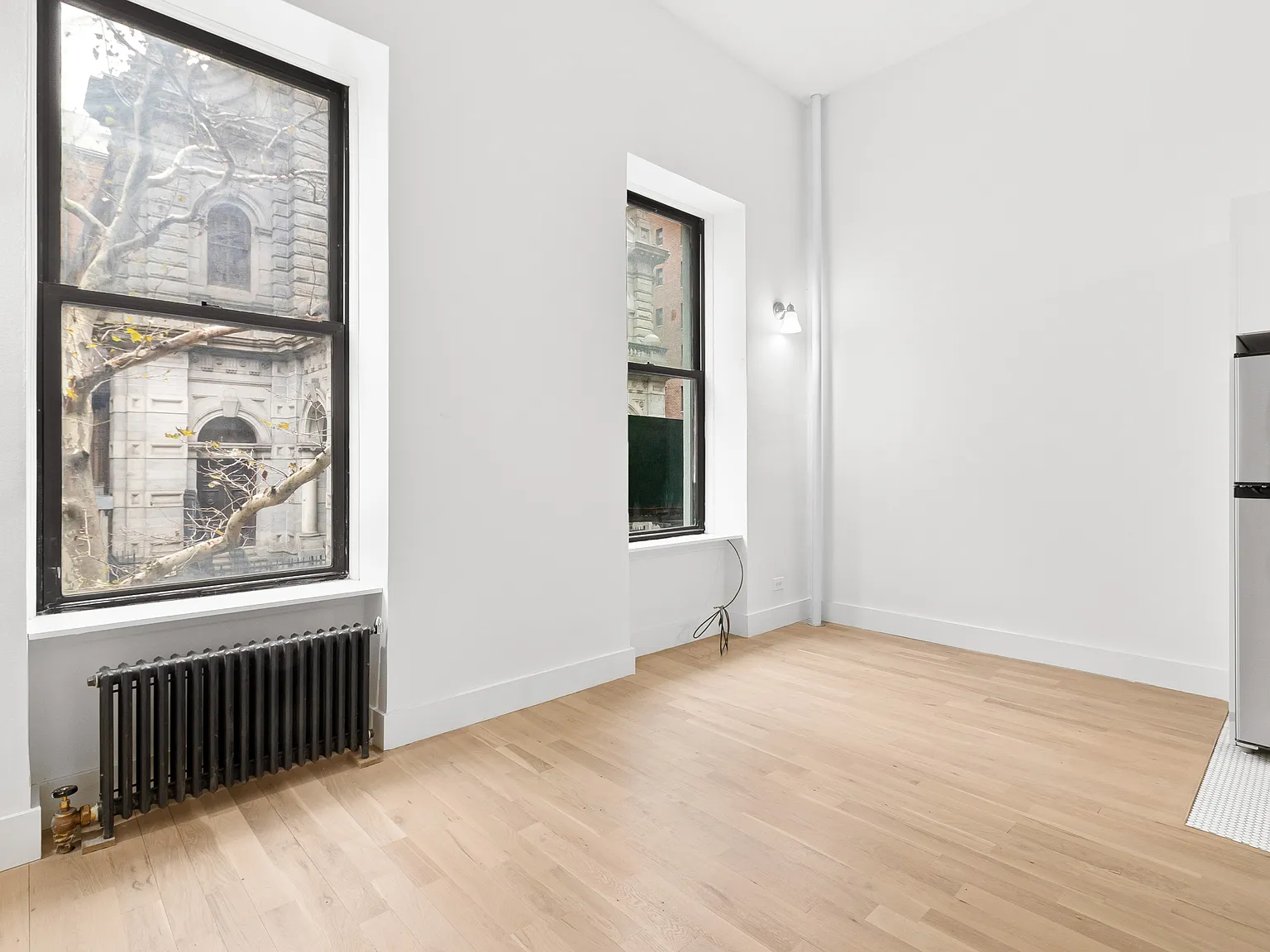 39 West 16th Street — Photo 3