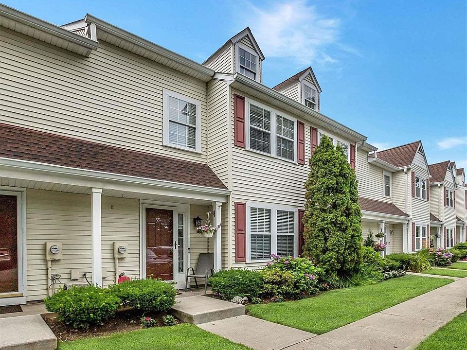 1st image of 55 Stratford Green #55