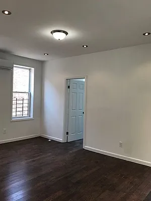 Rented by G2 Realty Group LLC | media 2