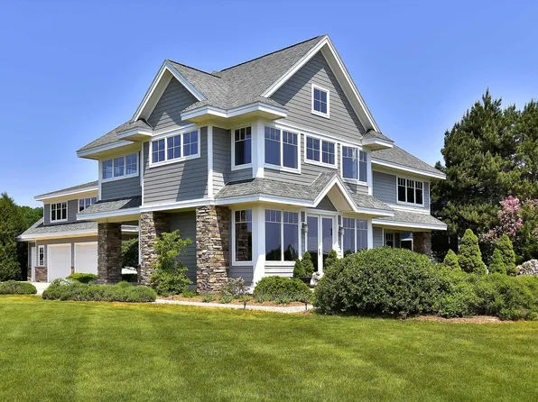15321 Old Bluff Trl, Traverse City, MI 49686