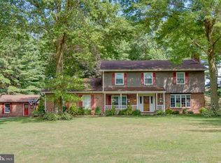 4615 Lynncrest Dr, Hampstead, MD 21074