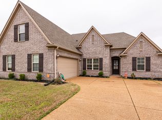 2064 Great Barrington Pl, Nesbit, MS 38651