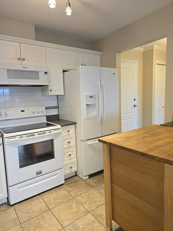 1 bed, 825 sqft, $1,650 — Photo 4