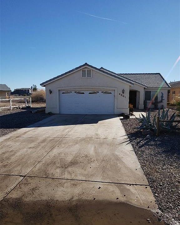 1st image of 9801 S Phoenix Dr