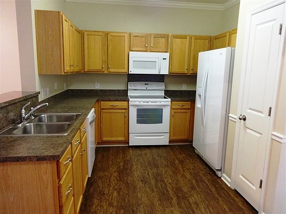 2nd image of 3418 Middlesboro Ave