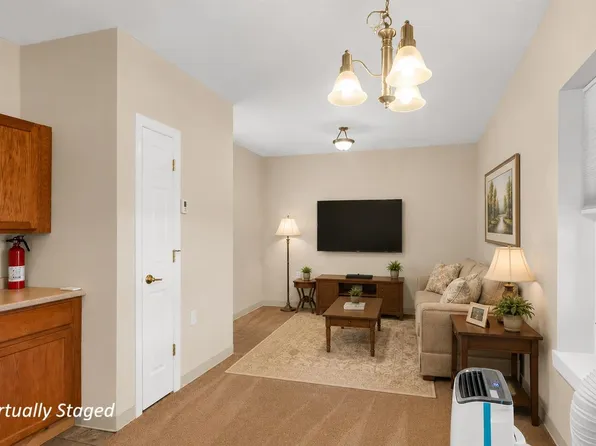 1 Atrium Way #103, Milton, VT 05468