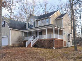 32 Colonial Rd, Palmyra, VA 22963