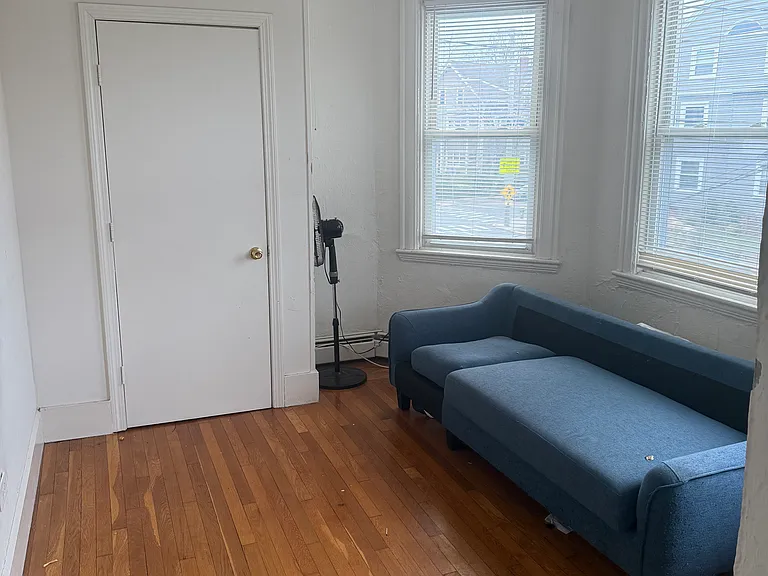 493 Hope St #2 — Photo 2