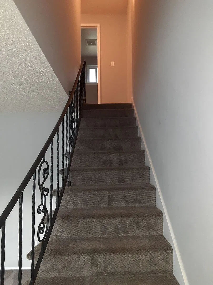 5115 (Samavi Llc) New England Townhomes — Photo 4