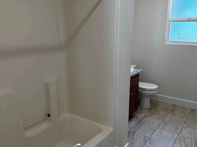 2718 Brown Ave — Photo 8