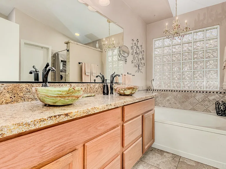 2675 W Mystic Mountain Dr — Photo 8