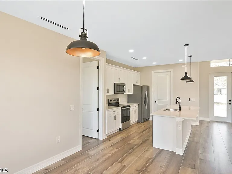 1406 NW 19th St — Photo 19