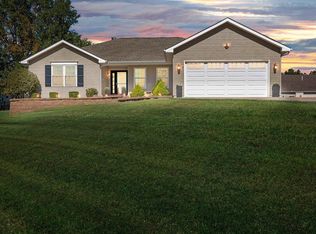 35009 Golfside Dr, Foristell, MO 63348