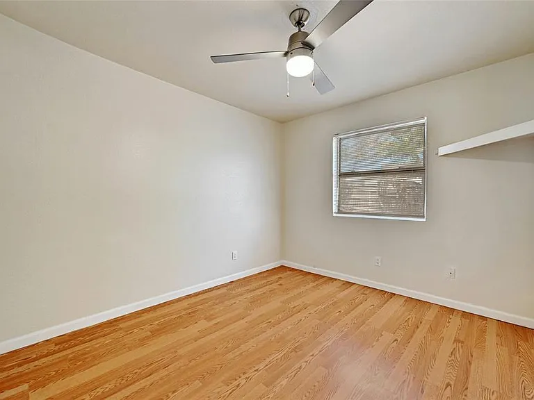 3312 Plantation Rd — Photo 7