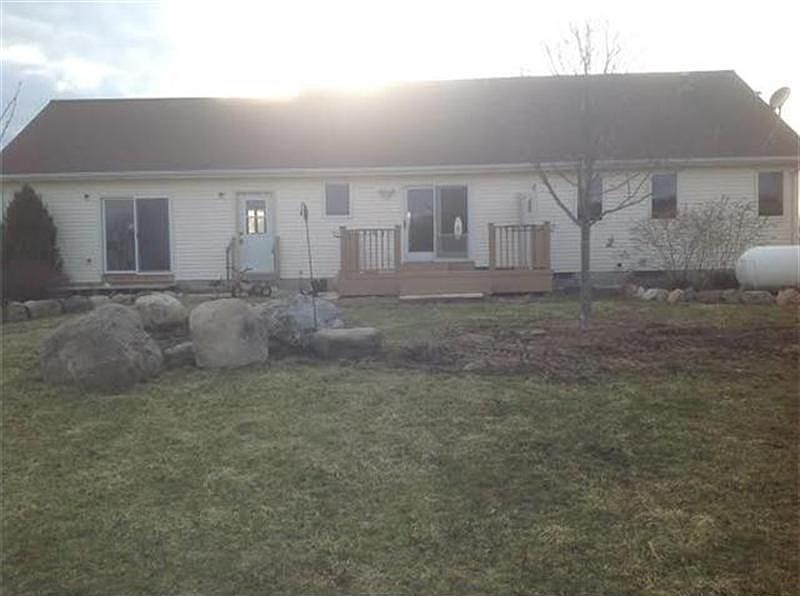 2nd image of 4617 Stone Rd