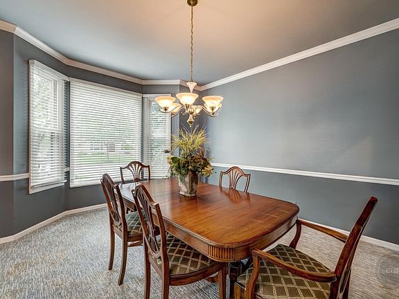 5th image of 1483 Greenlake Dr
