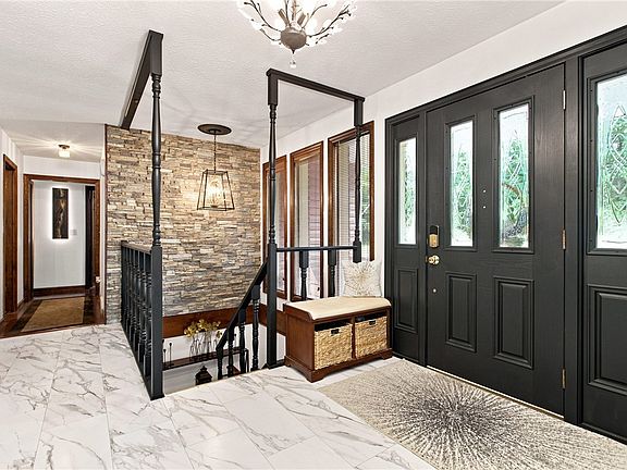 4th image of 150 Poplar Ave