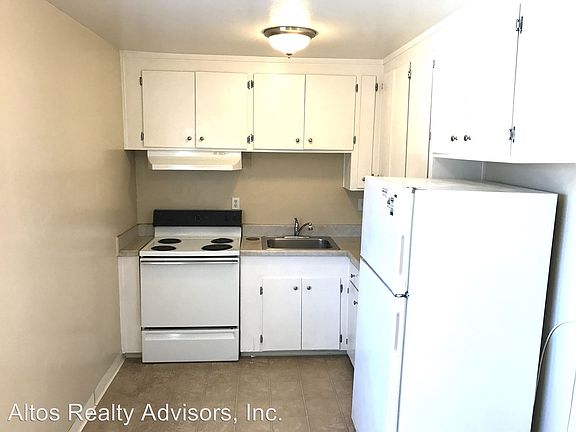 4th image of 779 Noranda Dr APT 2