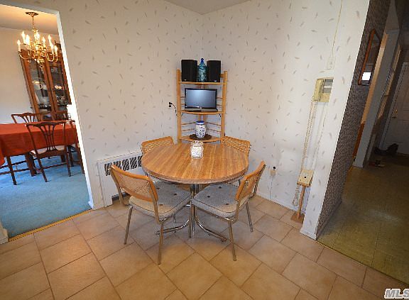 5th image of 26 Bellwood Dr