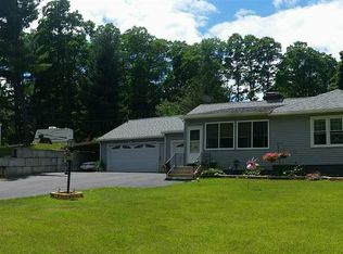 135 Gordon Rd, Schenectady, NY 12306