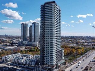 7895 Jane St E #2118, Vaughan, ON L4K0K2