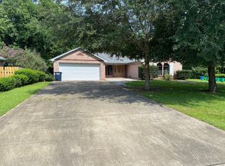 704 Hidden Oaks Dr, Ocean Springs, MS 39564