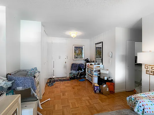 Rented by Halstead Real Estate | media 12