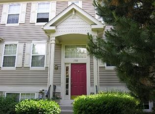 1105 Manchester Cir, Grayslake, IL 60030