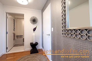 Rented by aptsandlofts.com