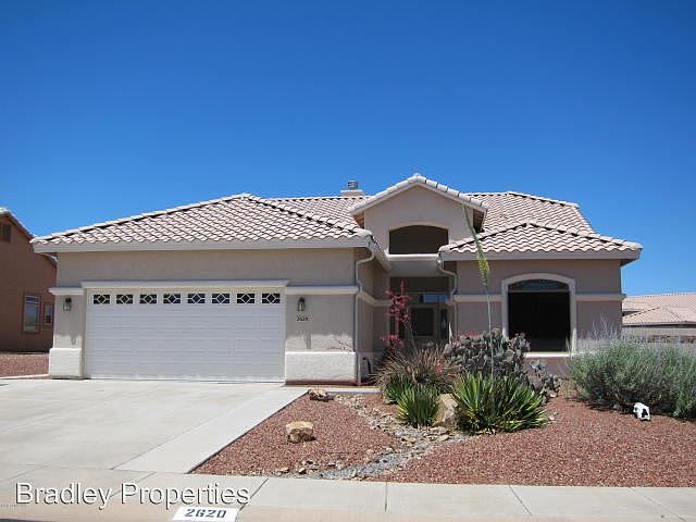 1st image of 2620 Meadowbrook Cir