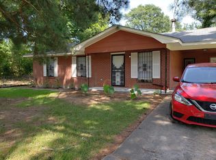 606 Dobson Ave, Canton, MS 39046