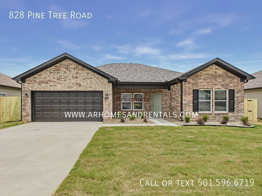 1st image of 828 Pine Tree Rd
