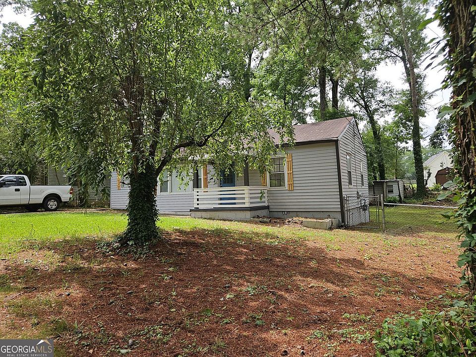 2nd image of 4153 Lindsey Dr