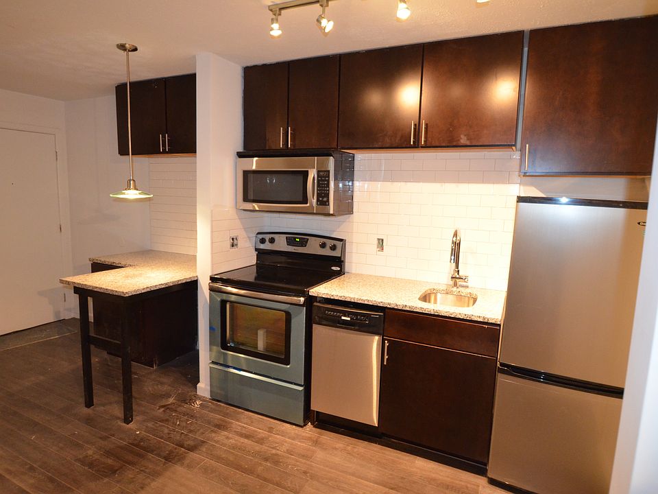 1st image of 17503 Madison Ave APT 6A