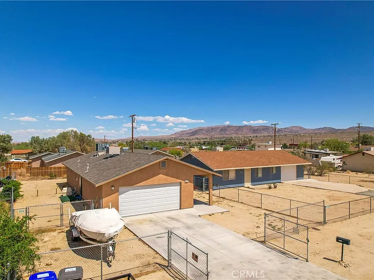 6627 Smoketree Ave — Photo 3