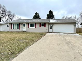 222 6th Ave, Round Lake, MN 56167