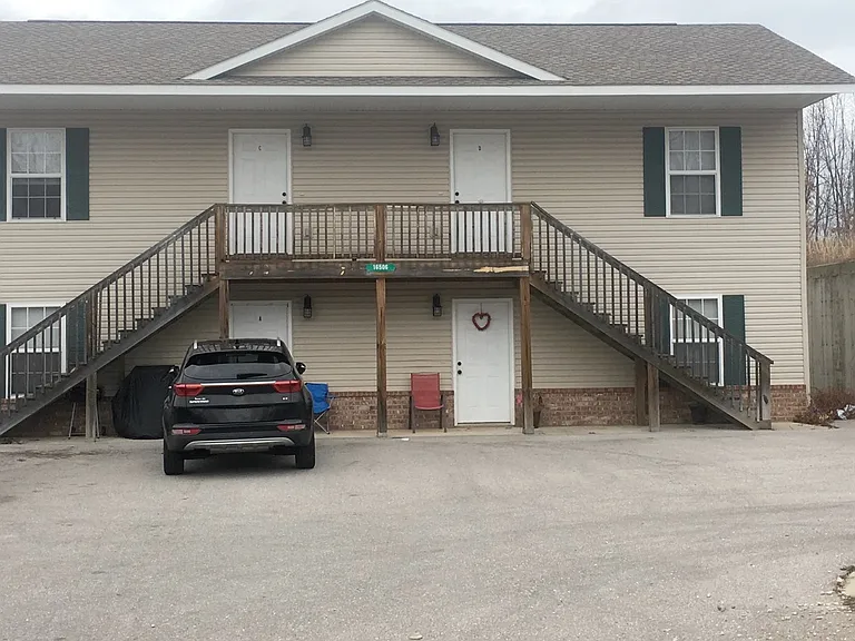 16506 Hunters Ridge Ln — Photo 1