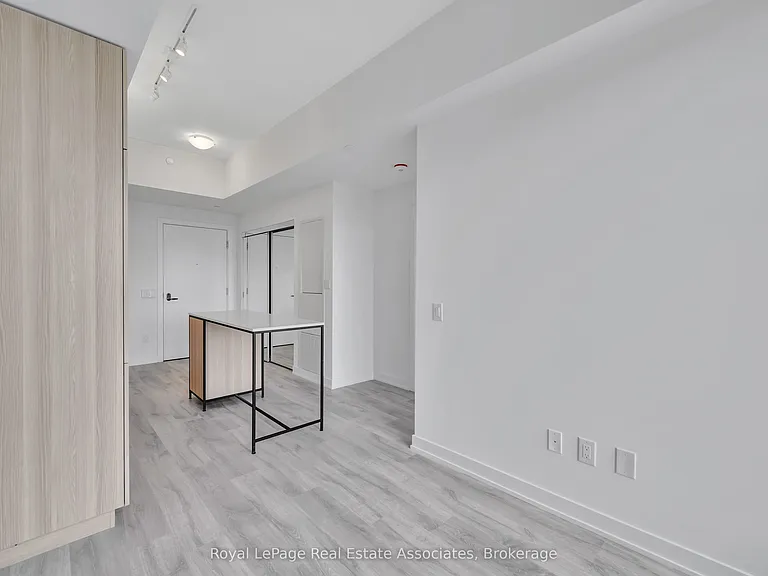 220 Missinnihe Way #324 — Photo 16