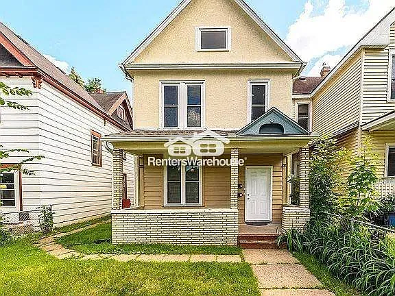 792 Edmund Ave W #1 — Photo 1