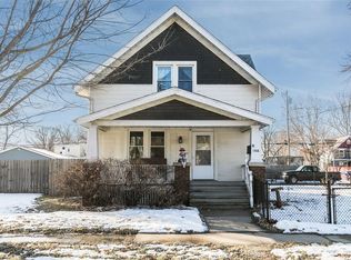 1306 J St SW, Cedar Rapids, IA 52404