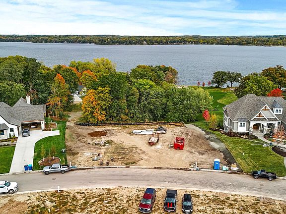 2nd image of 4946 Bridgevine Way