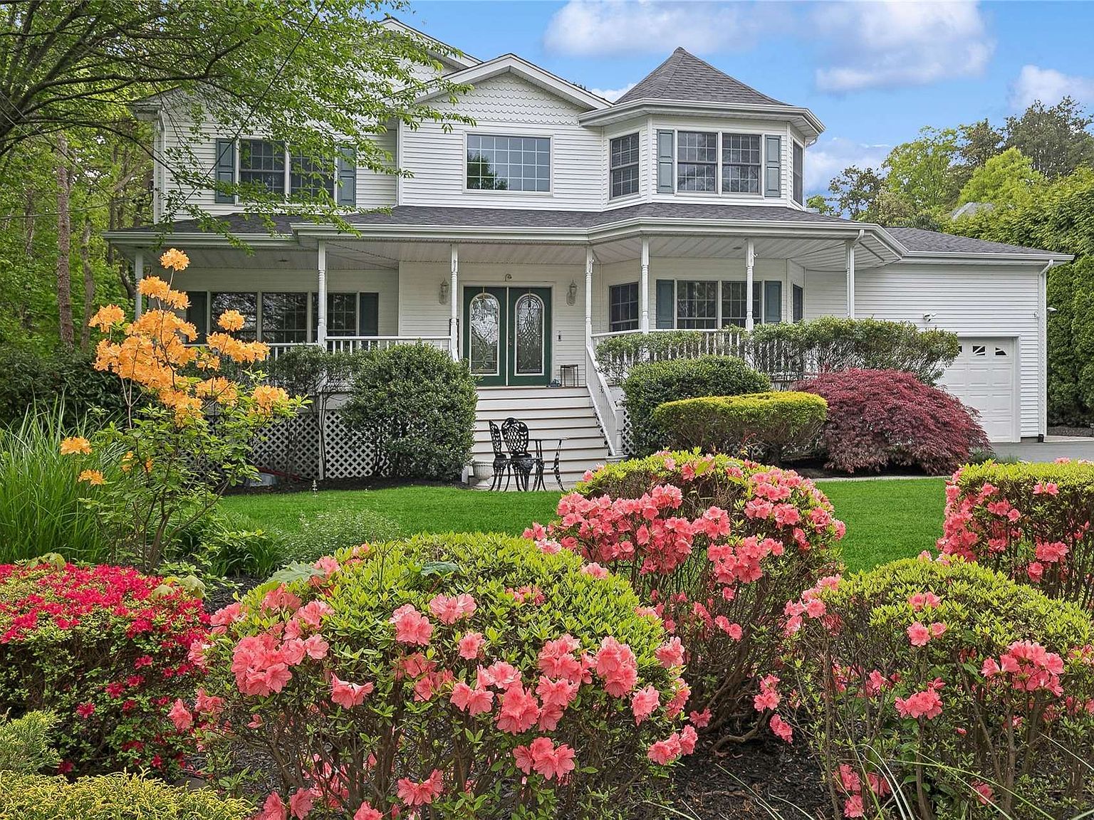 102 Mobrey Lane, Smithtown, NY 11787 MLS 3560969 Zillow