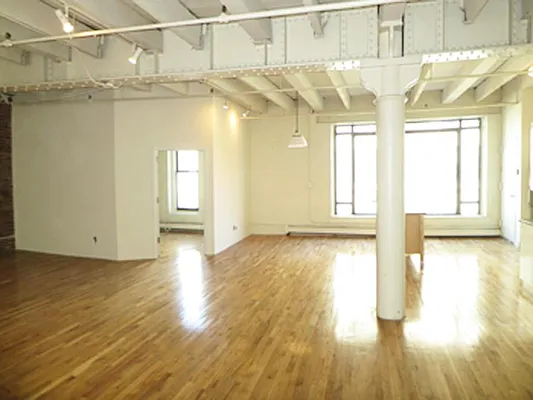 Rented by Brooklyn Bridge | media 21