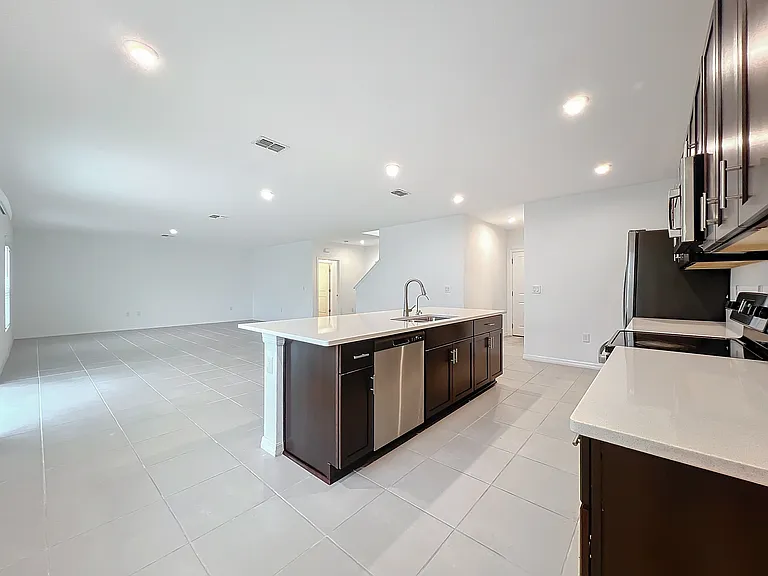 5627 Costa Blanca Way — Photo 20