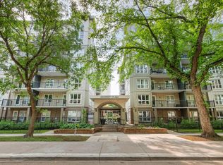 11103 84th Ave NW #404, Edmonton, AB T6G2X4
