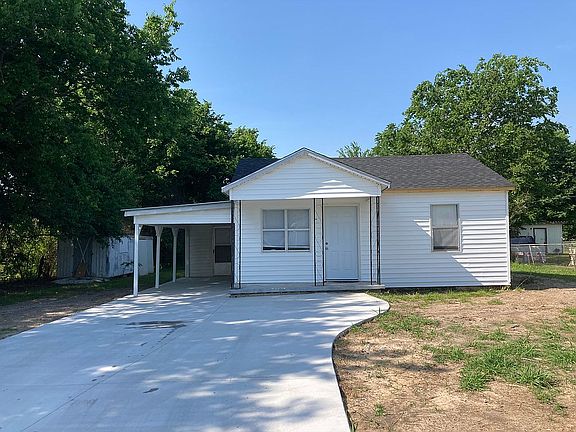 3rd image of 609 W Taylor Ave