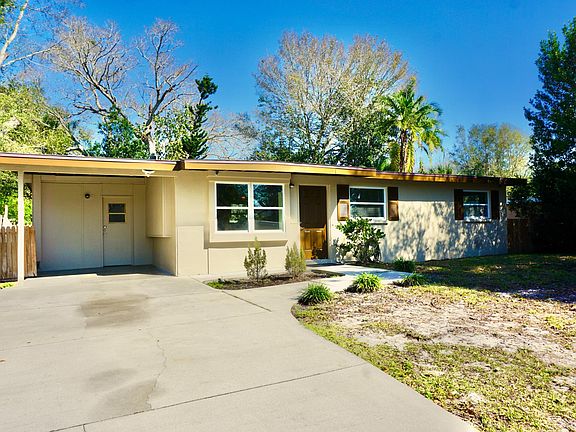 2nd image of 2138 Barcelona Dr
