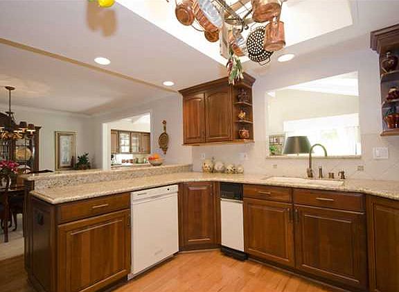 5th image of 18103 Mirasol Dr