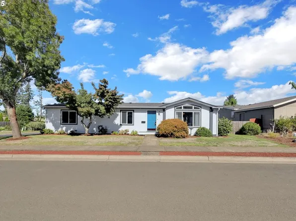 520 Kathleen Dr, Cottage Grove, OR 97424