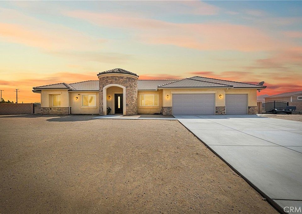 1st image of 10077 Silver Palm Dr